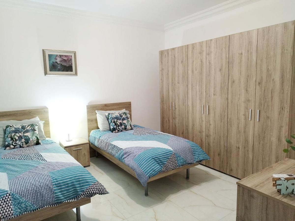 Large And Modern Apartment In The Centre Of Malta Mosta Εξωτερικό φωτογραφία