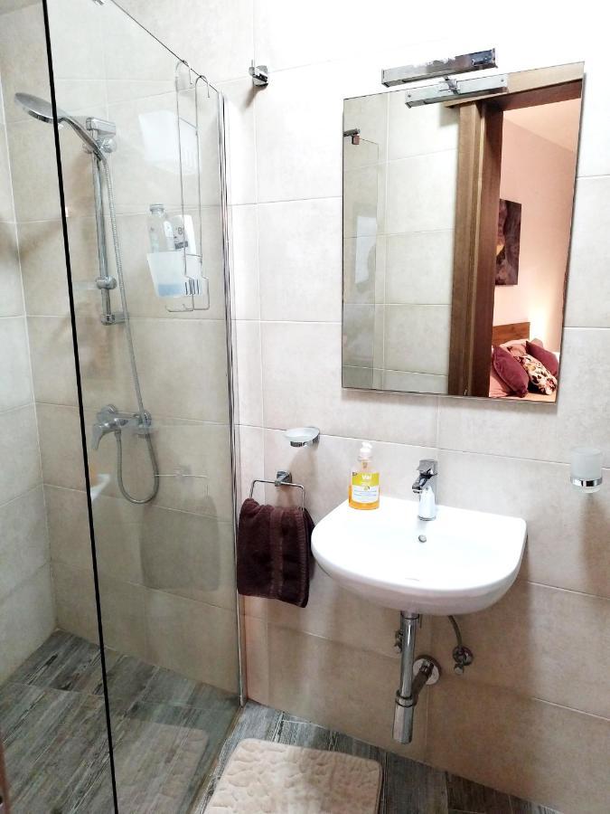 Large And Modern Apartment In The Centre Of Malta Mosta Εξωτερικό φωτογραφία