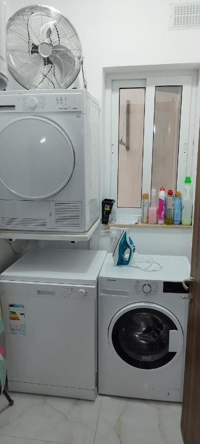 Large And Modern Apartment In The Centre Of Malta Mosta Εξωτερικό φωτογραφία